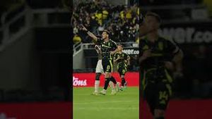 Video post by @columbuscrew on YouTube