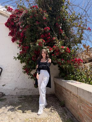 Image post by @mari.henriquess on Instagram