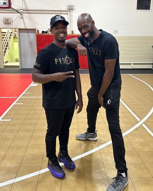 Image post by @theofficialcoacht on Instagram