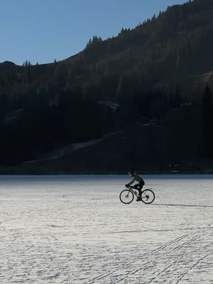Image post by @rapha on Instagram