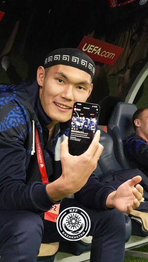 Video post by @kff.team on TikTok