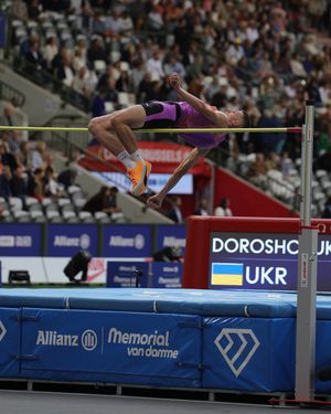 Image post by @flotrack on Instagram