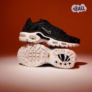 Image post by @champssports on Instagram