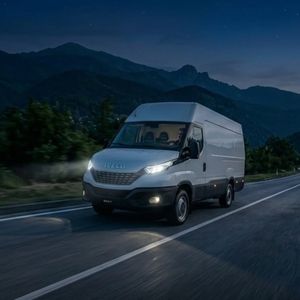 Image post by @ivecodelfin on Instagram