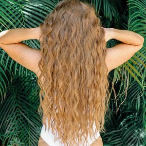Image post by @srqhair on Instagram