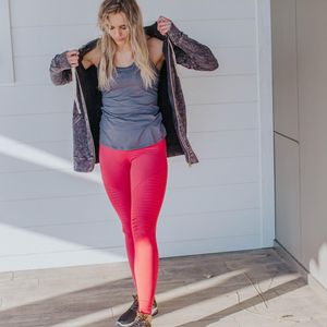 Image post by @shopfillyflair on Instagram