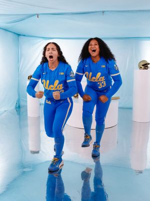 Image post by @uclasoftball on Instagram