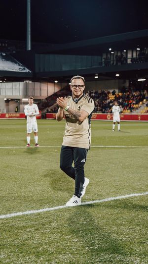 Video post by @ep_nueve_off on TikTok