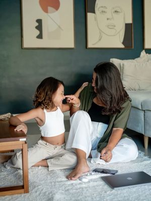 Image post by @themomeconomy on Instagram