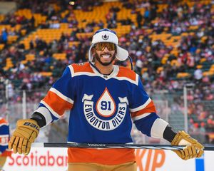 Image post by @evanderkane on Instagram