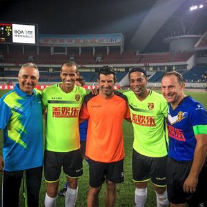 Image post by @ronaldinho on Instagram