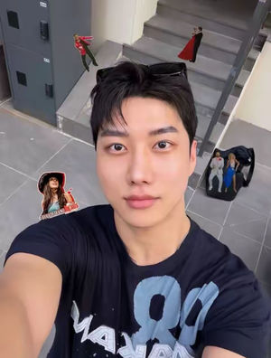 Image post by @livehooni on TikTok