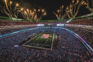 Image post by @metlifestadium on Instagram