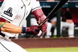 Image post by @ariannagrainey on Instagram