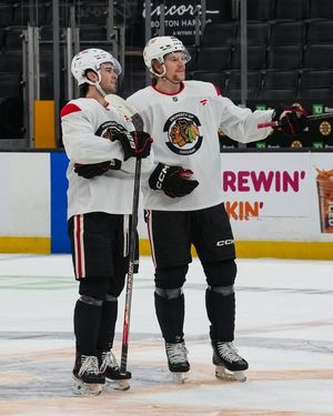 Image post by @nhlblackhawks on Facebook
