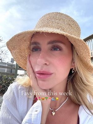 Video post by @deannacollins_ on TikTok