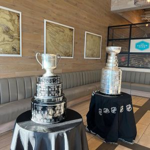 Image post by @echlhockey on Instagram