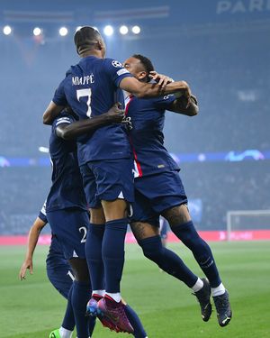 Image post by @psg on Instagram