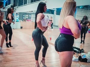 Image post by @figen.sahin_ifbbpro on Instagram