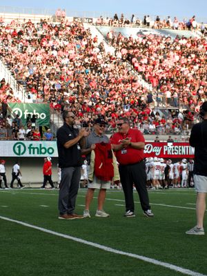 Image post by @niuhuskies on Instagram