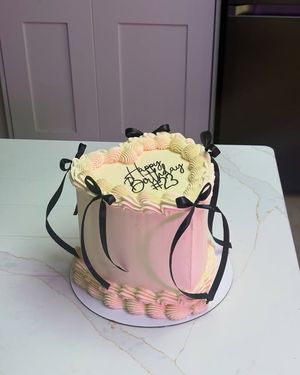 Image post by @kakesbykaz1 on Facebook