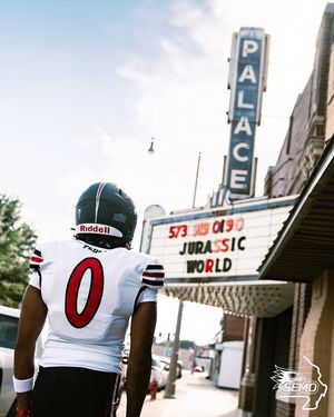 Image post by @semoredhawksfb on Instagram