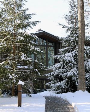 Image post by @poconotourism on Instagram