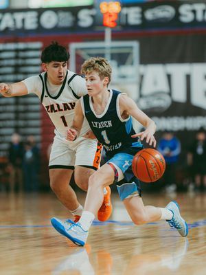 Image post by @nevaehx03 on Instagram