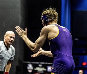 Image post by @uniathletics on Instagram