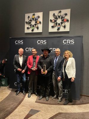 Image post by @tracy_lawrence on Twitter