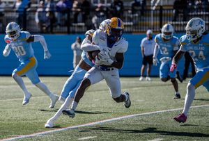 Image post by @unewhavenfb on Instagram