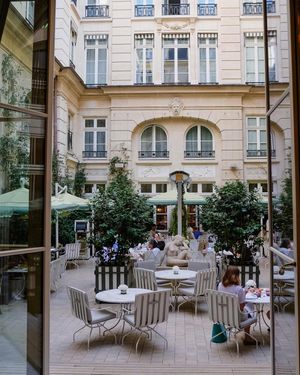 Image post by @rosewoodhoteldecrillon on Instagram