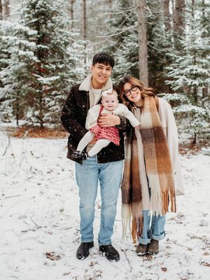 Image post by @leahrevelle on Instagram