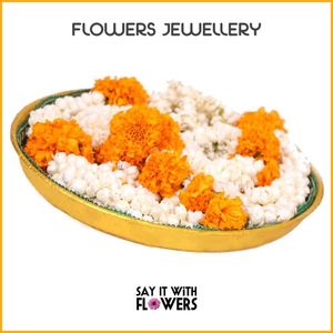 Image post by @sayitwithflowerspk on Facebook