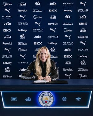 Video post by @mancitywomen on TikTok