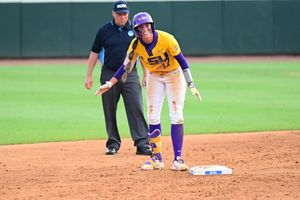 Image post by @LSUsoftball on Twitter