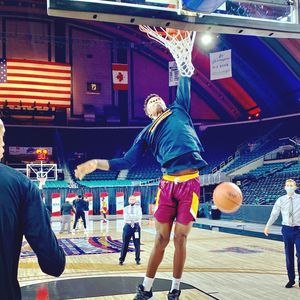 Image post by @ionagaelsmbb on Instagram