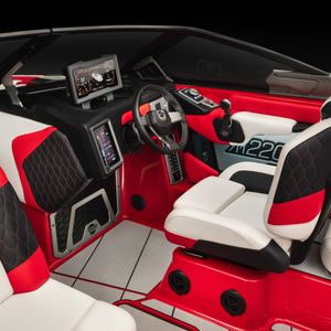 Image post by @malibuboats on Instagram