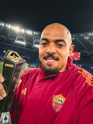 Image post by @officialasroma on Instagram