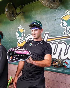 Image post by @greenwavebsb on Instagram