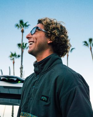 Image post by @oakley on Twitter