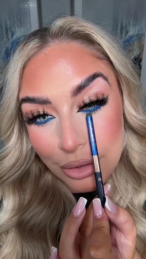 Video post by @beckymorganmakeup on TikTok