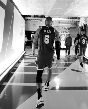 Image post by @kingjames on Instagram