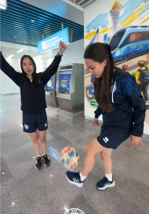 Video post by @kff.team on TikTok