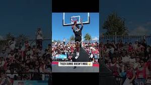 Video post by @nbaontnt on YouTube