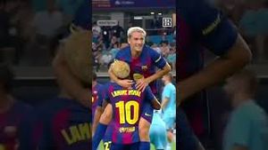 Video post by @daznfootball on YouTube