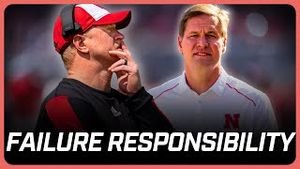 Video post by @hurrdatsports on YouTube