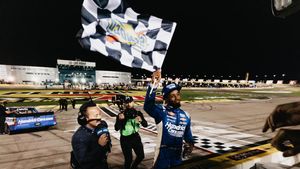 Image post by @LVMotorSpeedway on Facebook