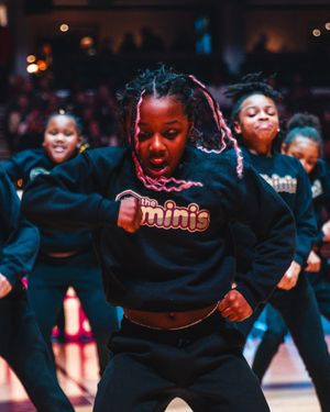 Image post by @CavsEntertain on Twitter