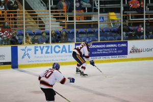 Image post by @utephockeyclub on Instagram